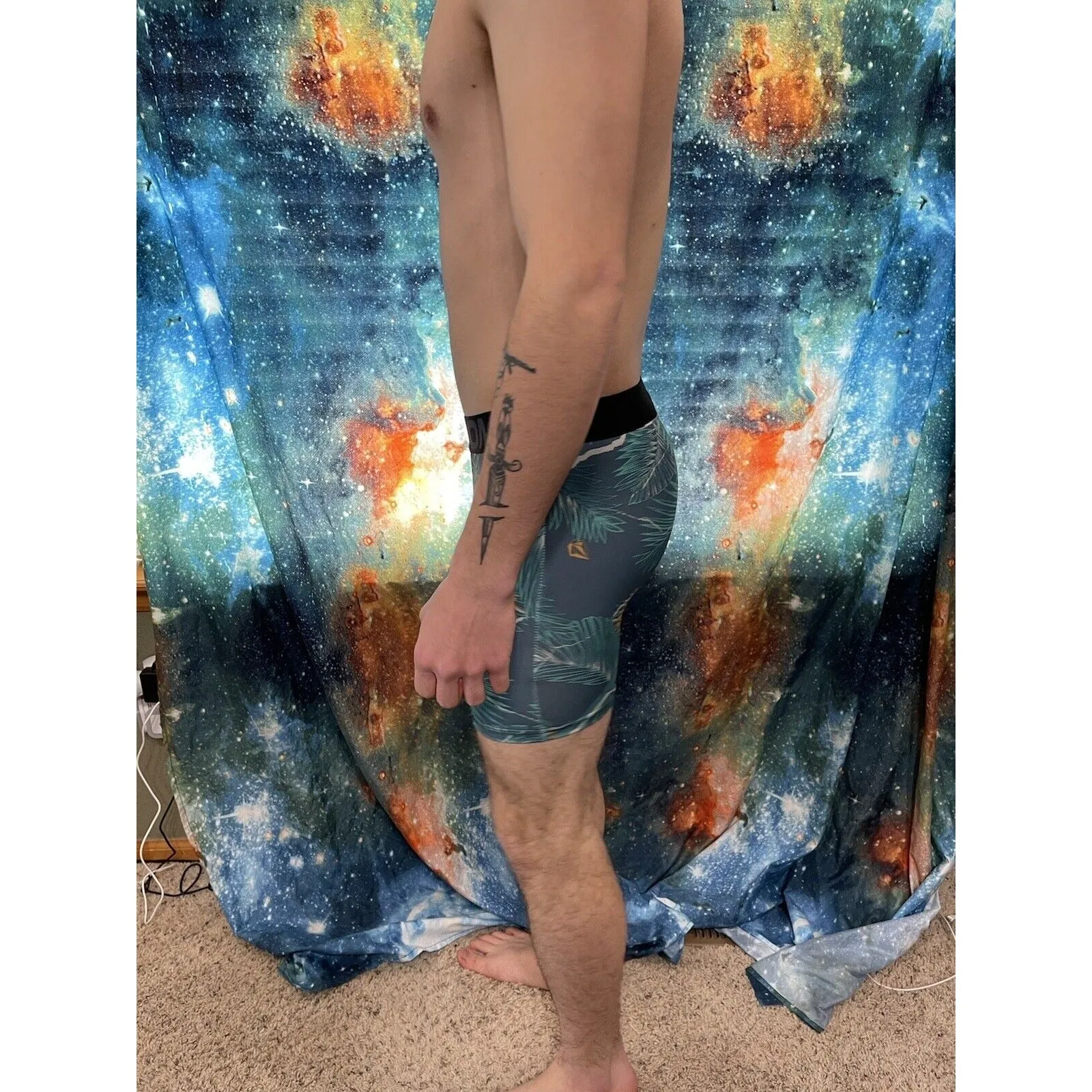 Men's volcom medium tropical leaves compression shorts