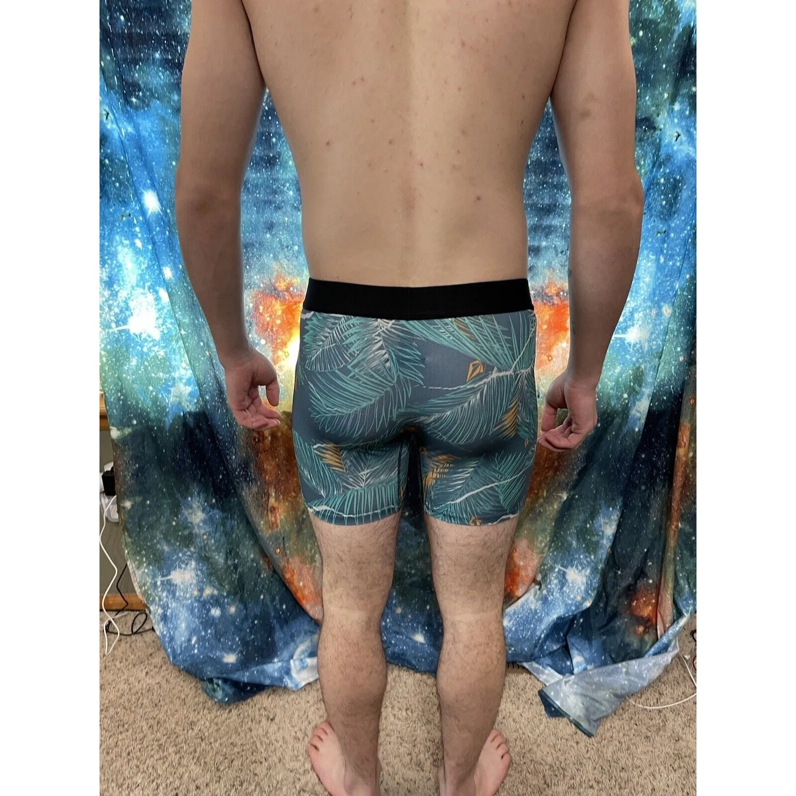 Men's volcom medium tropical leaves compression shorts