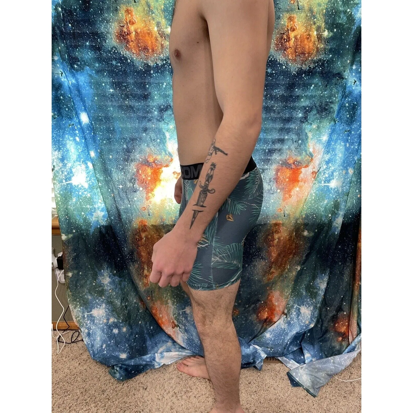 Men's volcom medium tropical leaves compression shorts