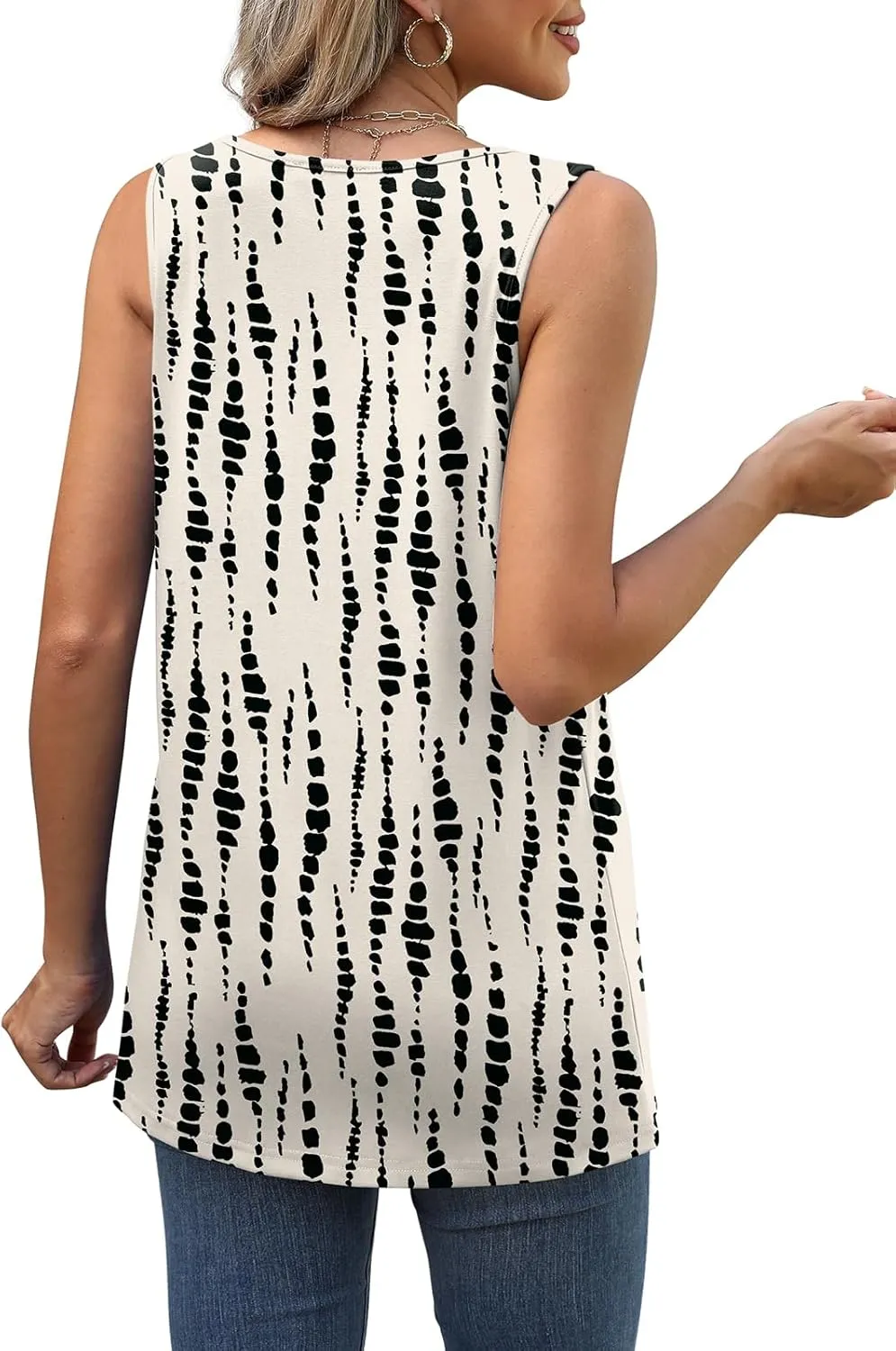 OFEEFAN Womens Tank Tops Pleated Scoop Neck Sleeveless Tops Casual Flowy 2025